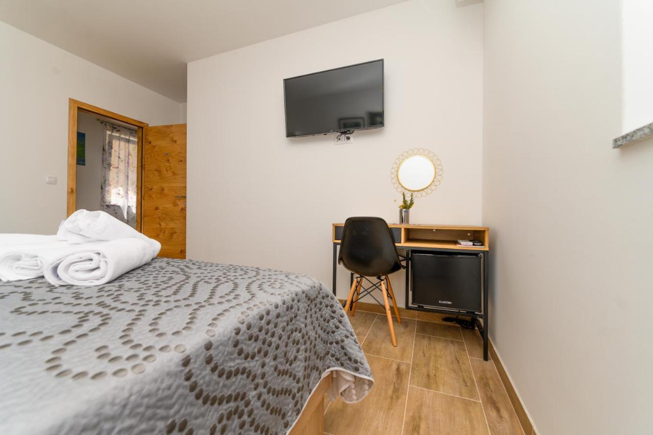 Apartments Forever Miholascica Εξωτερικό φωτογραφία